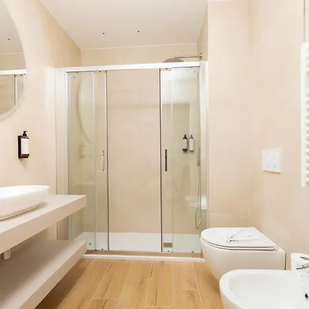 Camira Apulian 3* 바리